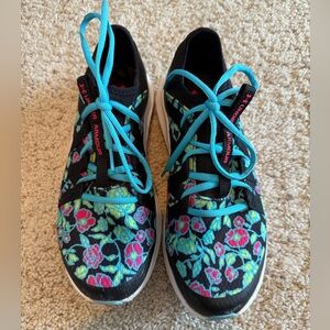 Under Armour - infinity 3 floral sneakers